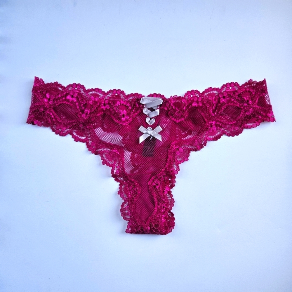 NWOT Victoria's Secret Lace Thong (Fuschia, Size Small)